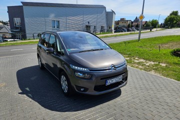 6-Biegów 7-Osób Czujniki Parkowania Nawigacja Zarejestrowany w PL